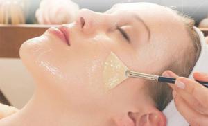 Применение масла шиповника для лица: лечим кожу, ресницы, губы Масло шиповника лечебные свойства для лица